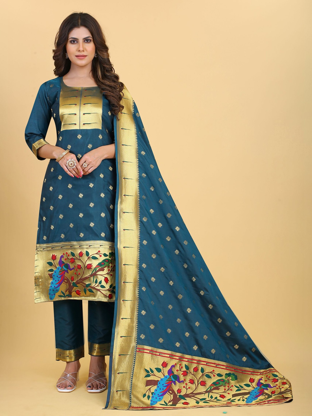 

Royal Rajgharana Saree Pure Silk Unstitched Dress Material, Turquoise blue