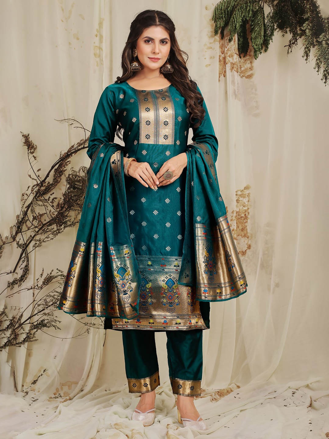 

Royal Rajgharana Saree Ethnic Motifs Pure Silk Unstitched Dress Material, Teal
