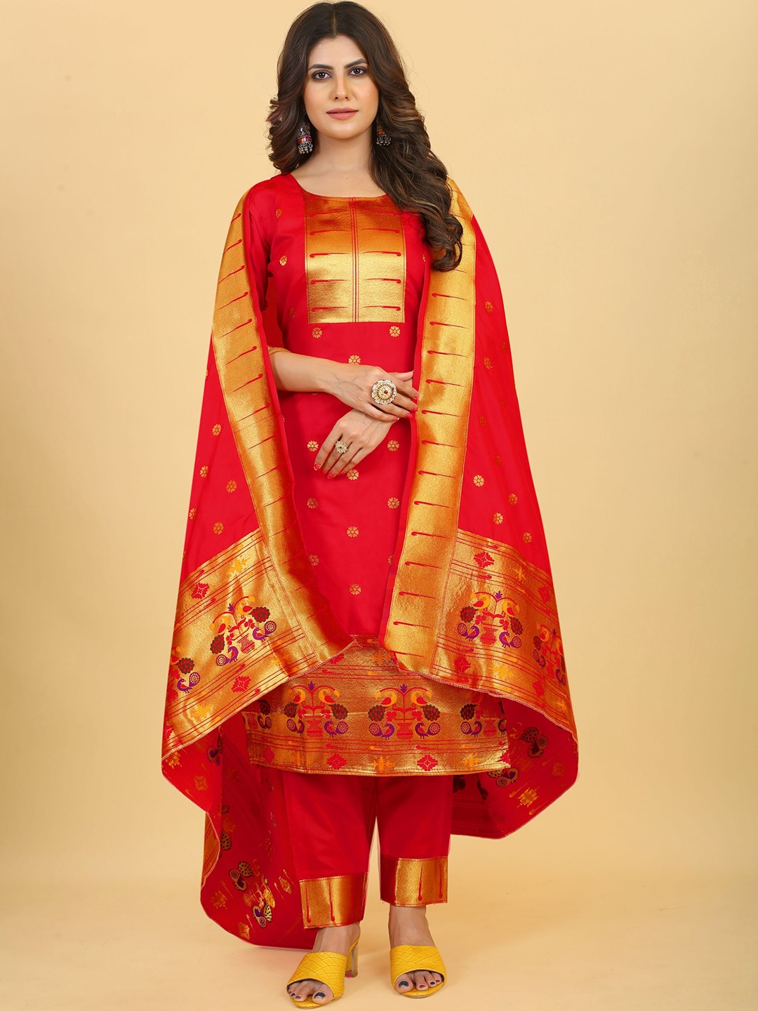 

Royal Rajgharana Saree Ethnic Motifs Woven Design Zari Pure Silk Unstitched Dress Material, Red