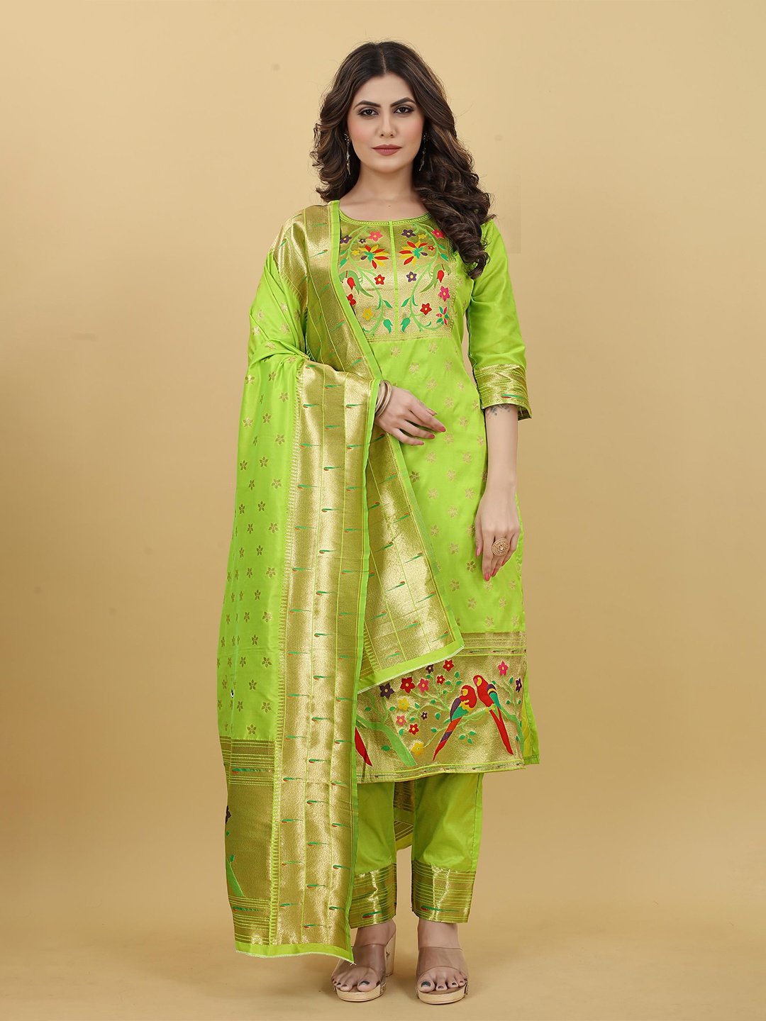 

Royal Rajgharana Saree Pure Silk Unstitched Dress Material, Lime green