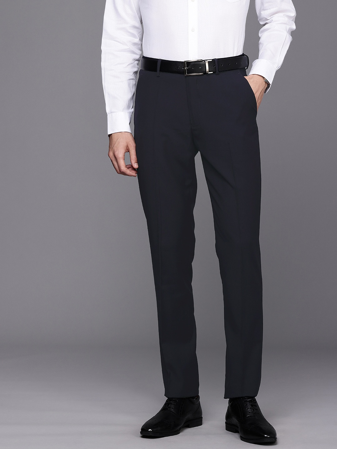 

Louis Philippe Men Slim Fit Formal, Navy blue