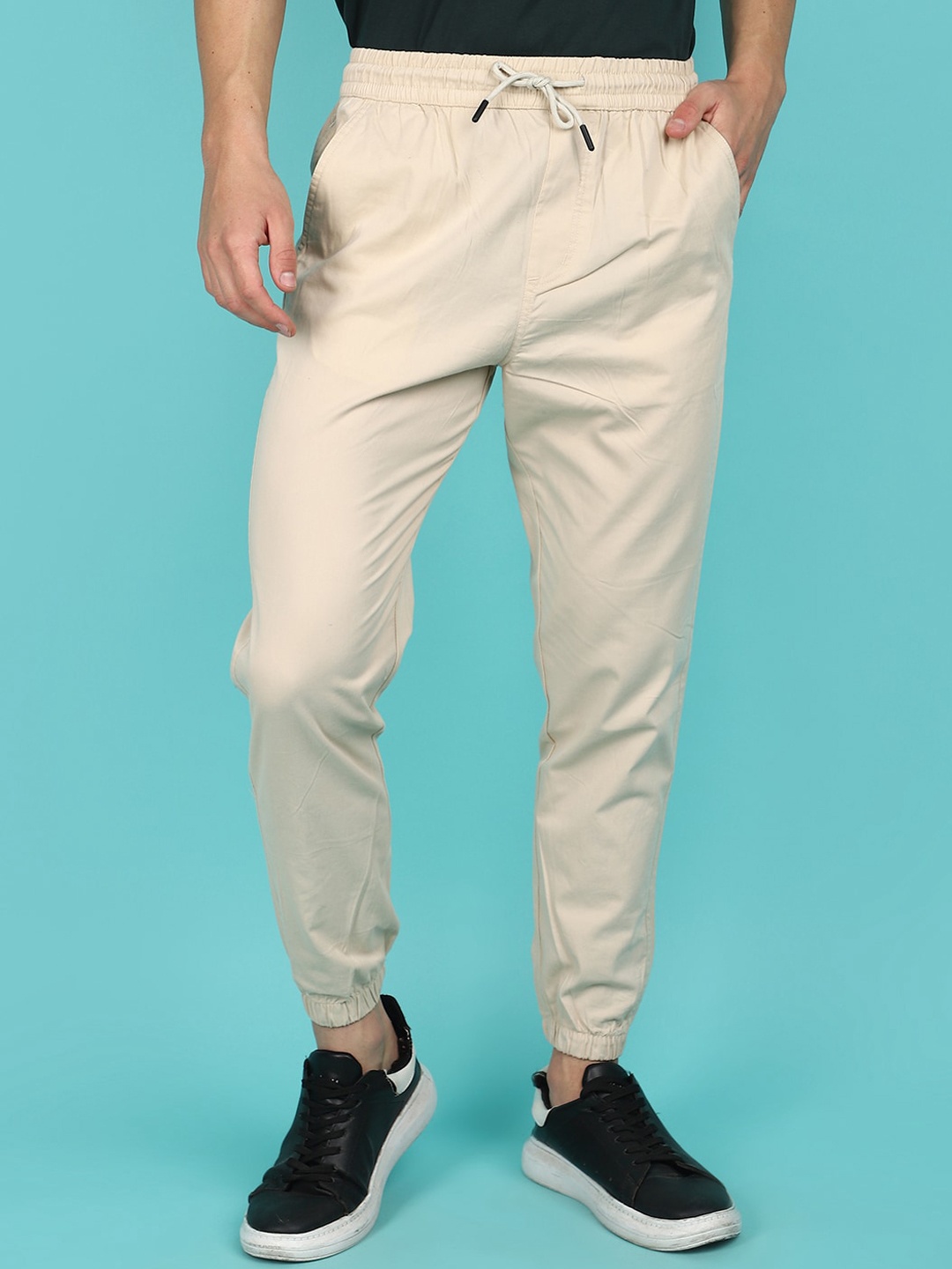 

V-Mart Men Mid-Rise Regular Fit Cargo Jogger Trouser, Brown