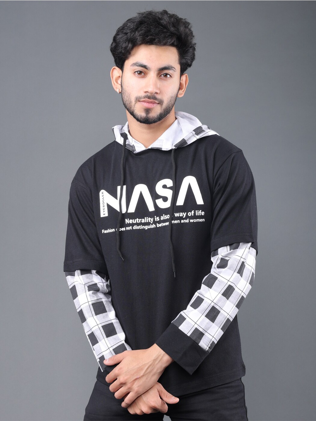 

Eyebogler Typography Printed Hooded Cotton T-shirt, Black