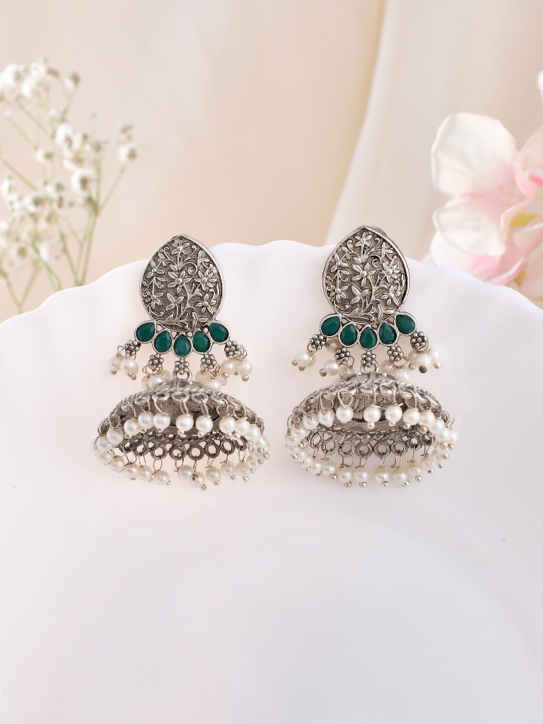 

DASTOOR Silver-Plated Beaded & Stone Studded Classic Jhumkas