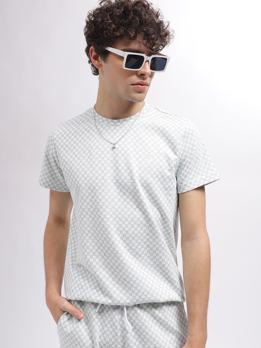 

Iconic Round Neck Checked Printed Regular Fit Cotton T-shirt, White