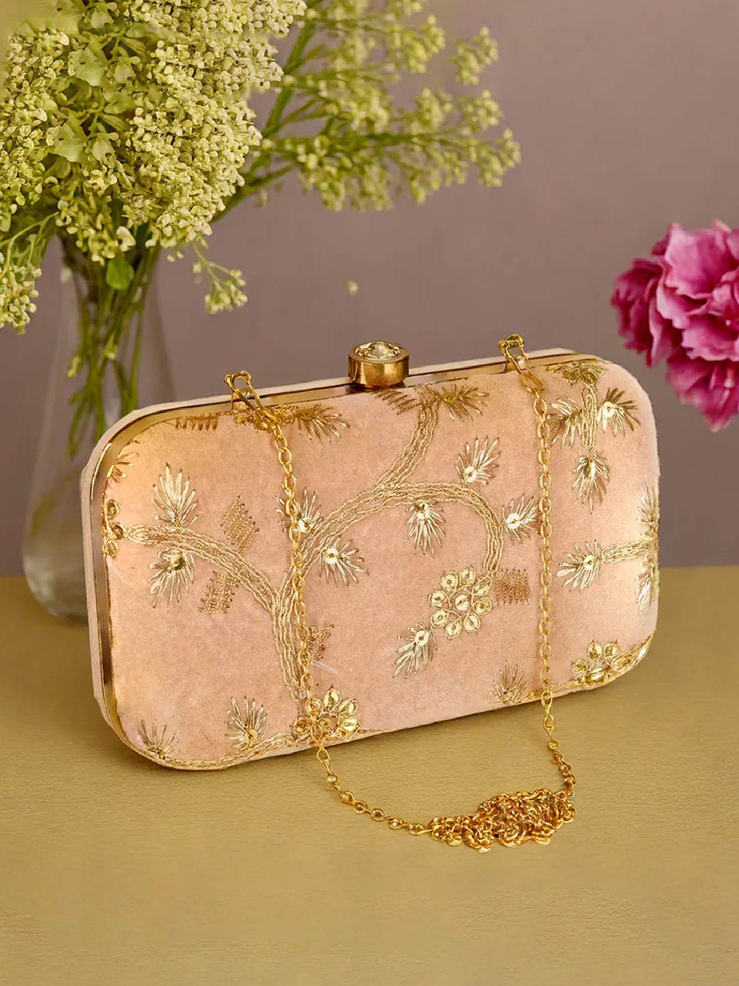 

Kuber Industries Embroidered Box Clutch, Cream