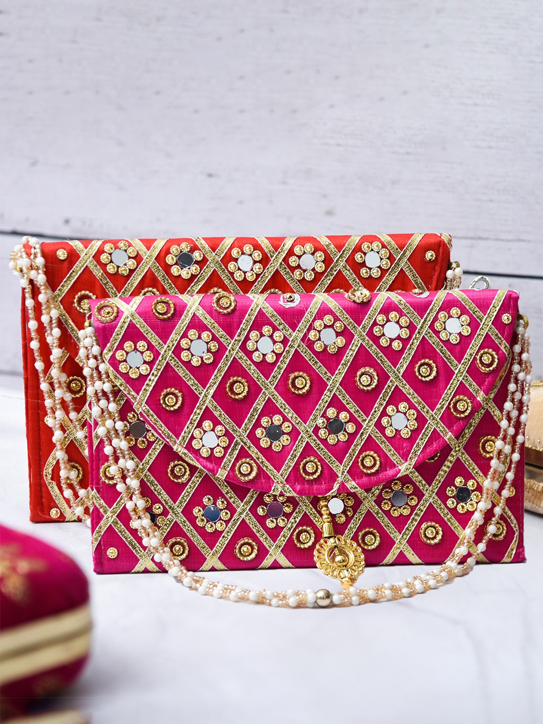 

Kuber Industries Set Of 2 Embroidered Envelope Clutches, Red