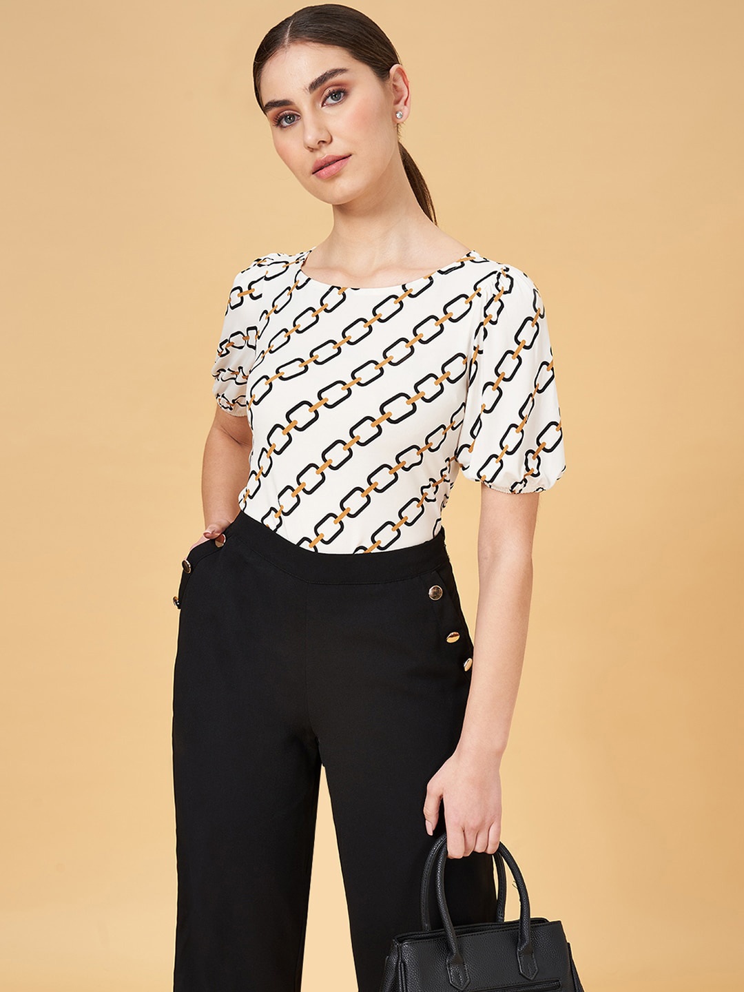

Annabelle by Pantaloons Round Neck Geometric Print Top, Off white