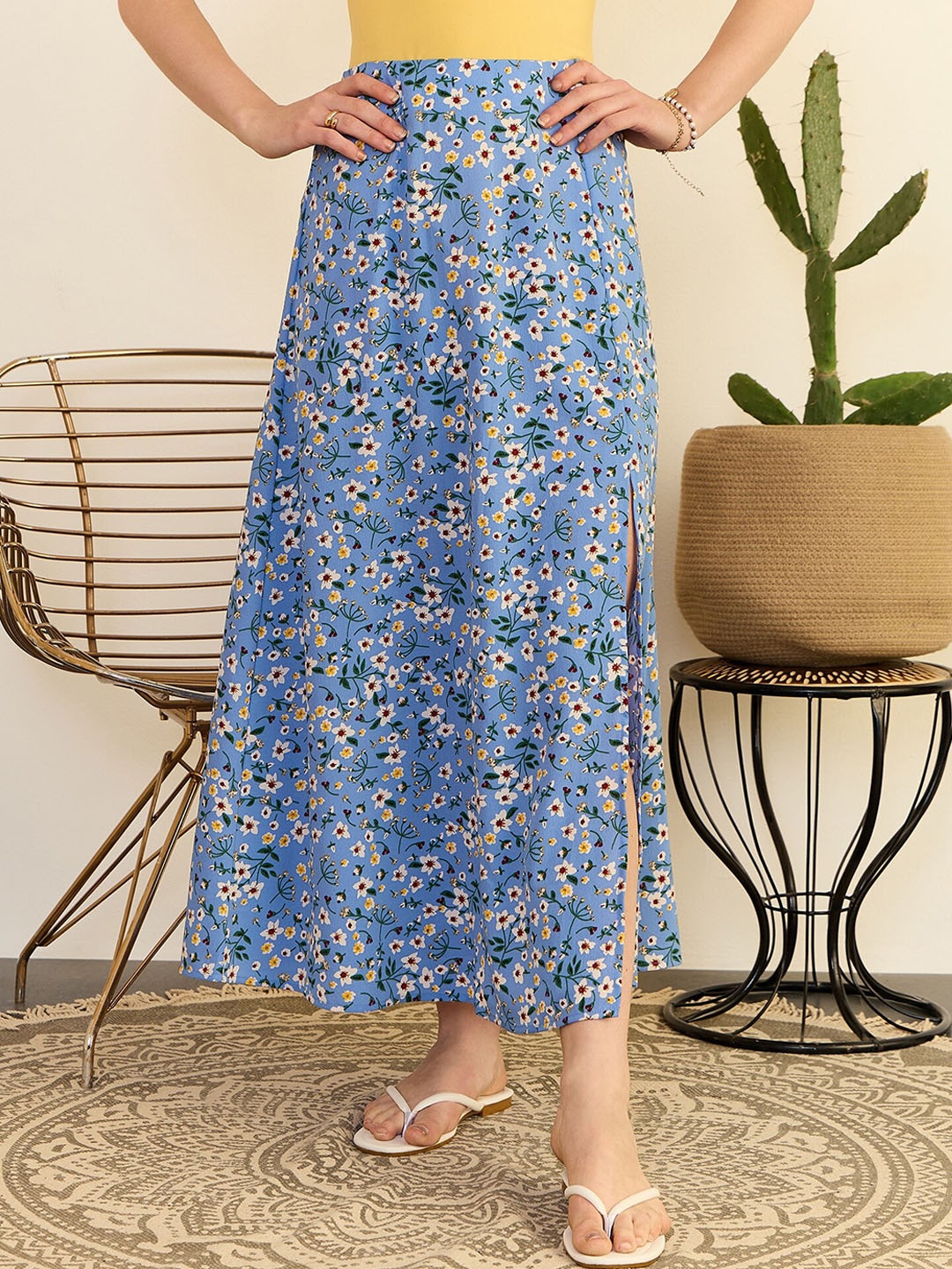 

Berrylush Floral Printed High Rise A-Line Maxi Skirt, Blue