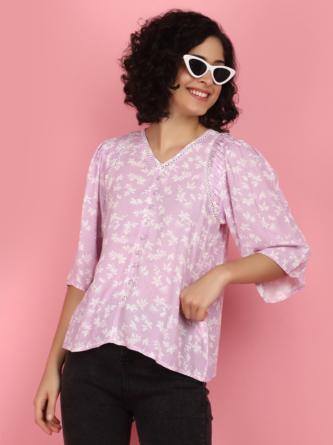 

V-Mart Floral Printed V-Neck Flared Sleeves Schiffli Detail High-Low Top, Pink