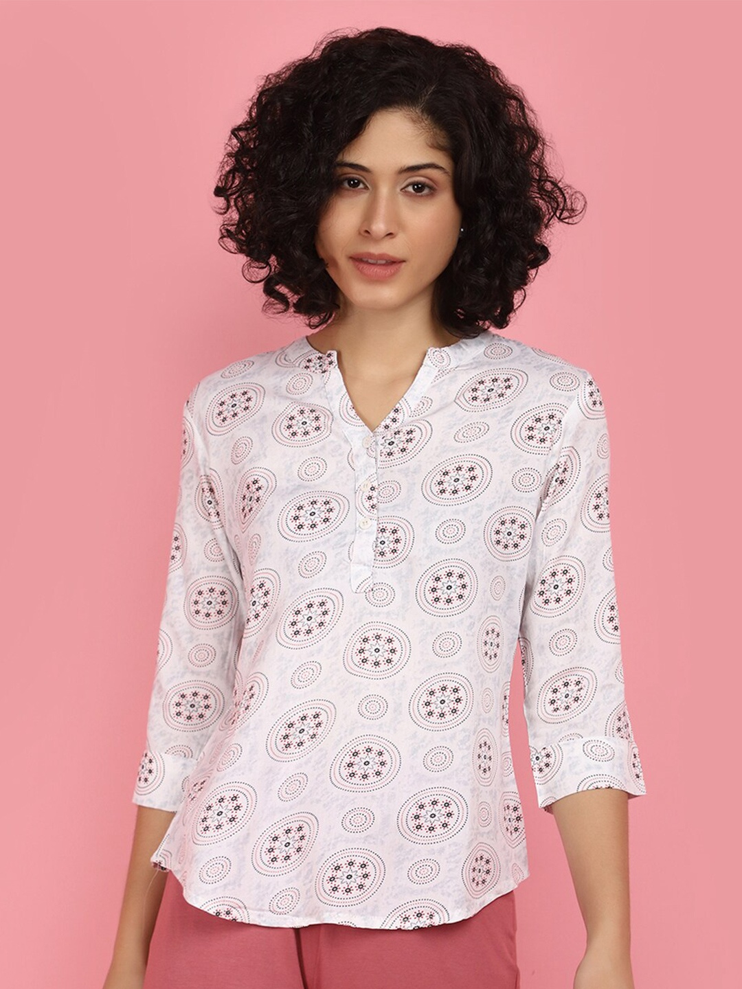 

V-Mart Geometric Printed Mandarin Collar Shirt Style Top, White