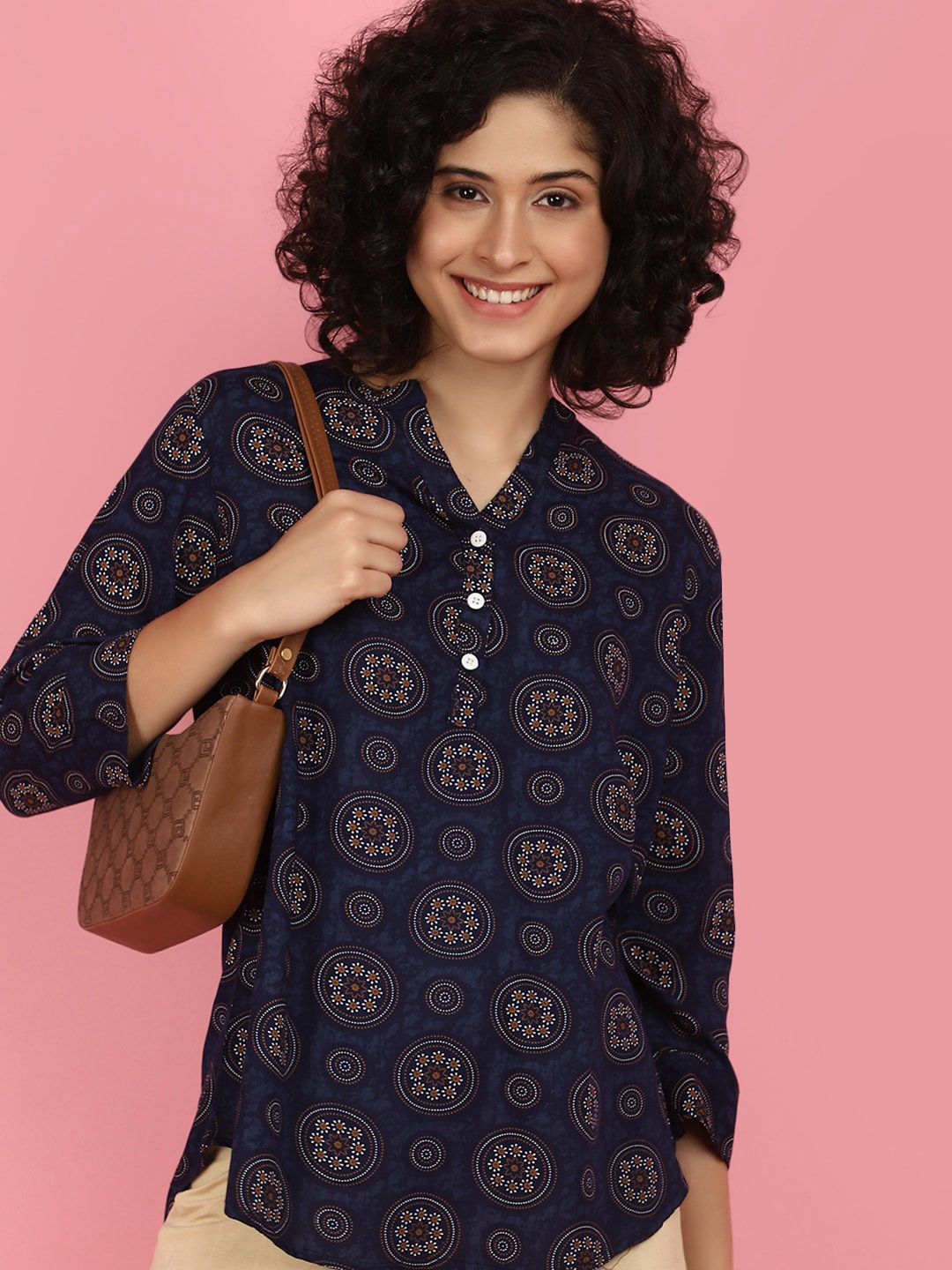 

V-Mart Ethnic Motifs Printed Mandarin Collar Top, Blue