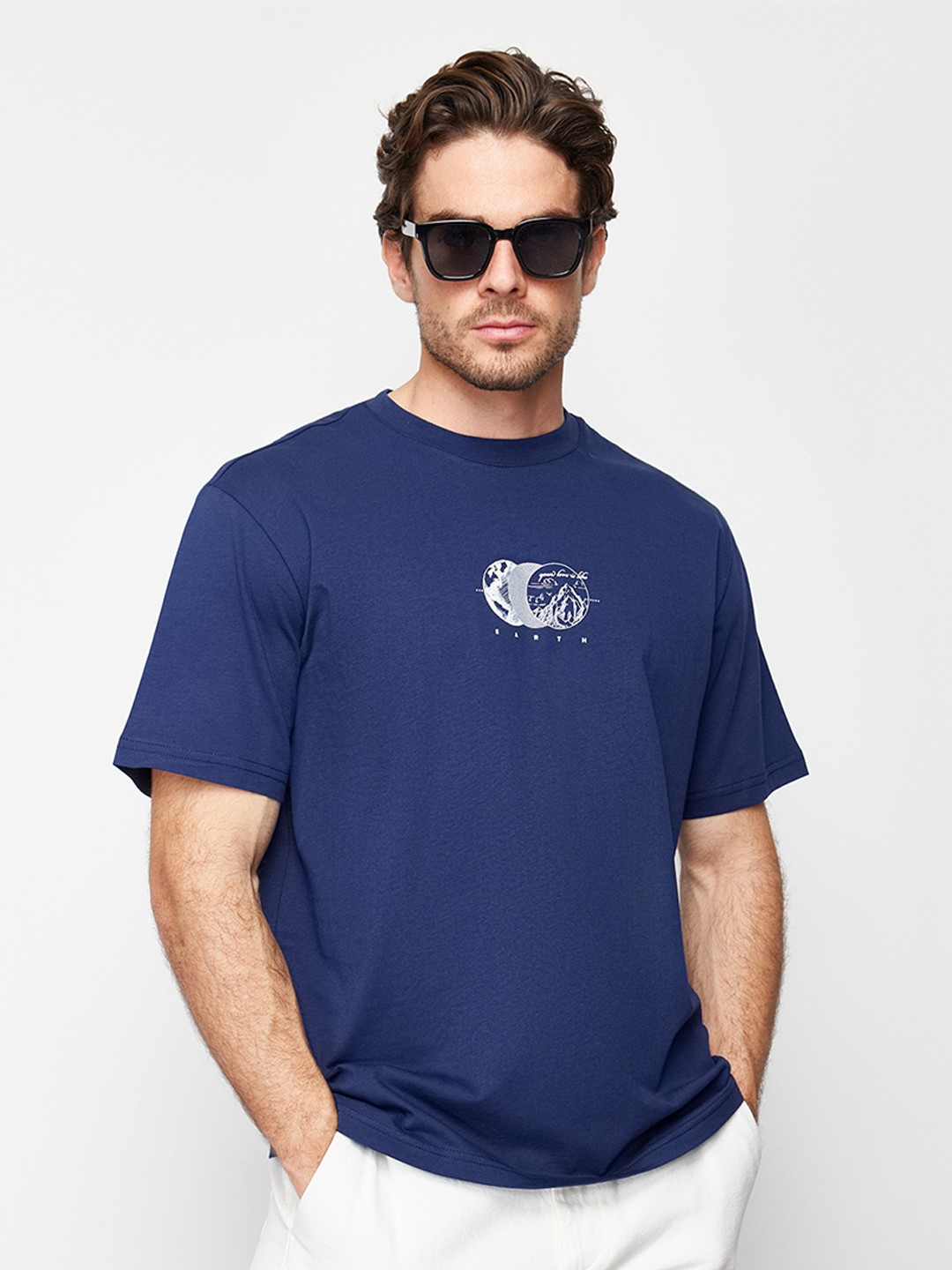 

Trendyol Typography Short Sleeves Round Neck Cotton T-shirt, Blue