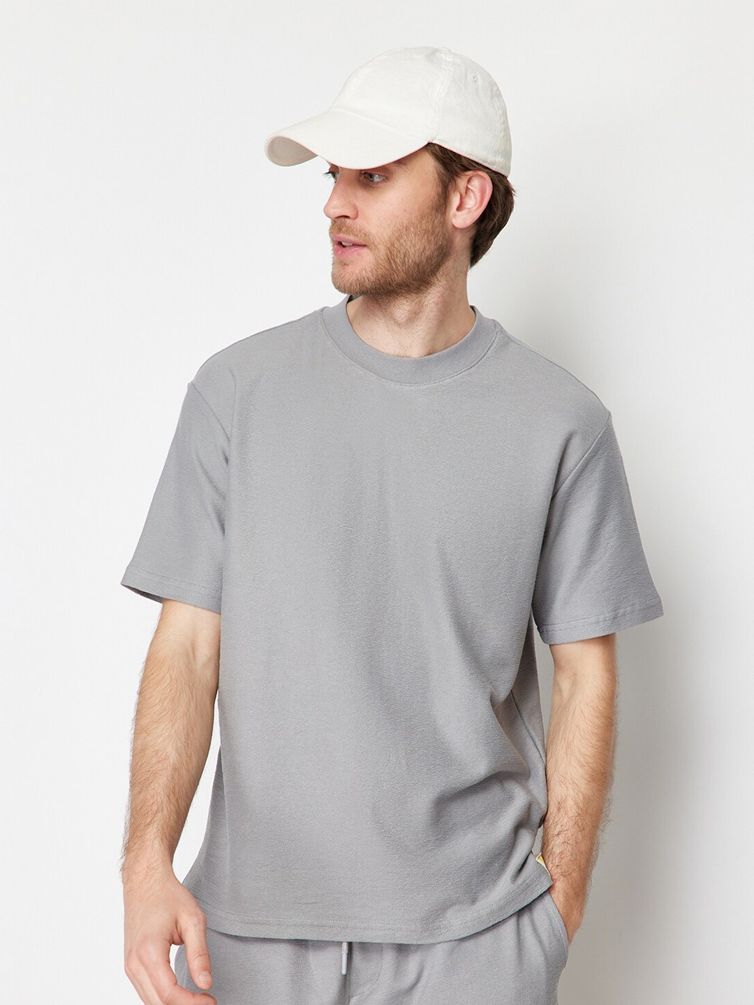 

Trendyol Round Neck Short Sleeves Cotton T-shirt, Grey