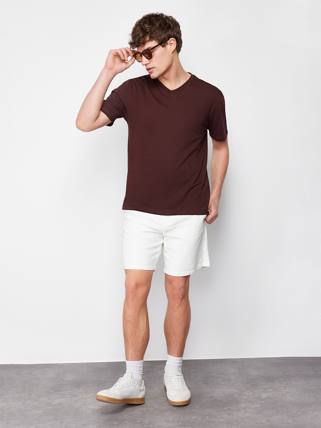 

Trendyol Regular Fit Short Sleeves V-Neck Cotton T-shirt, Brown