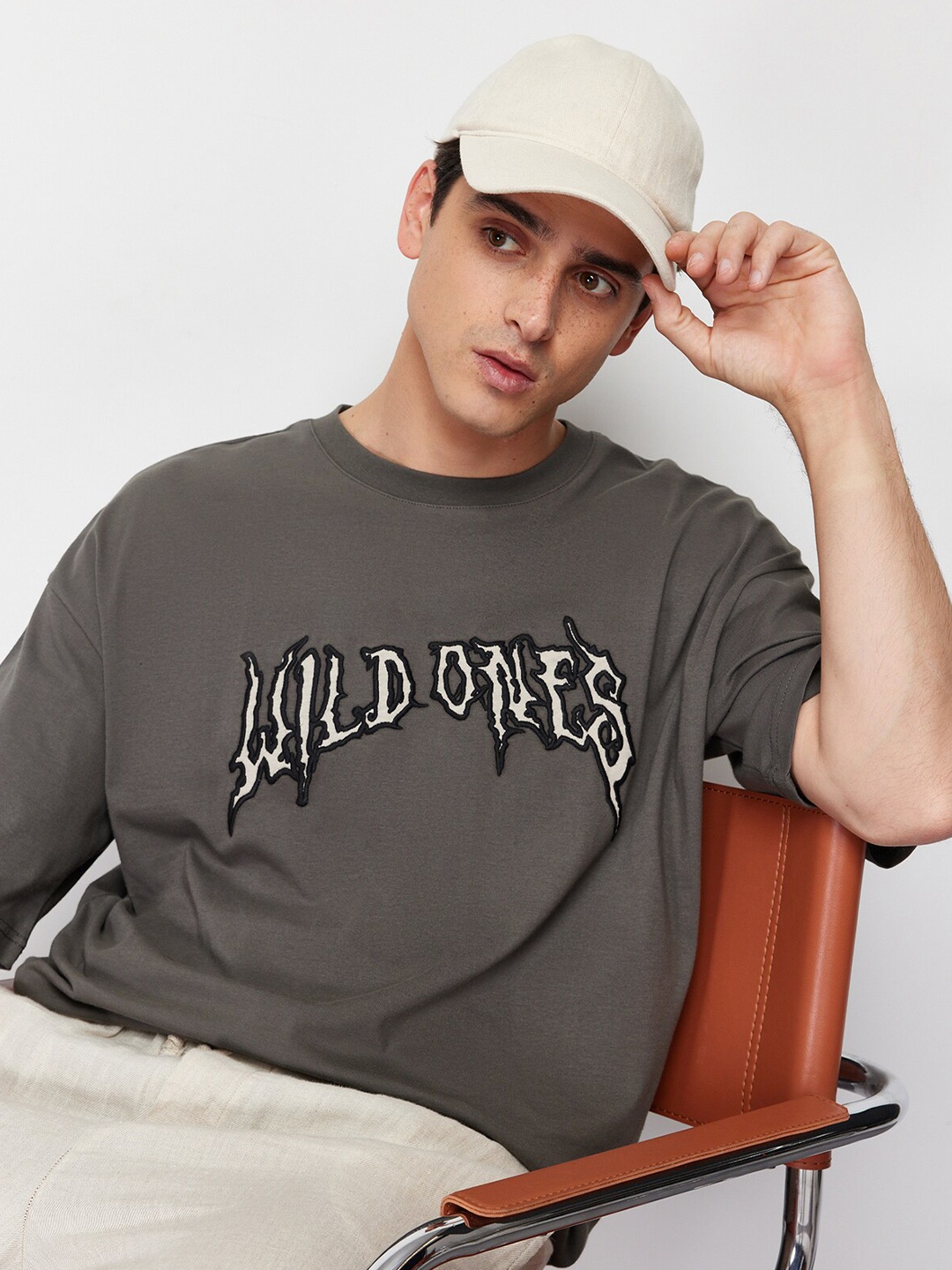 

Trendyol Typography Printed T-shirt, Grey