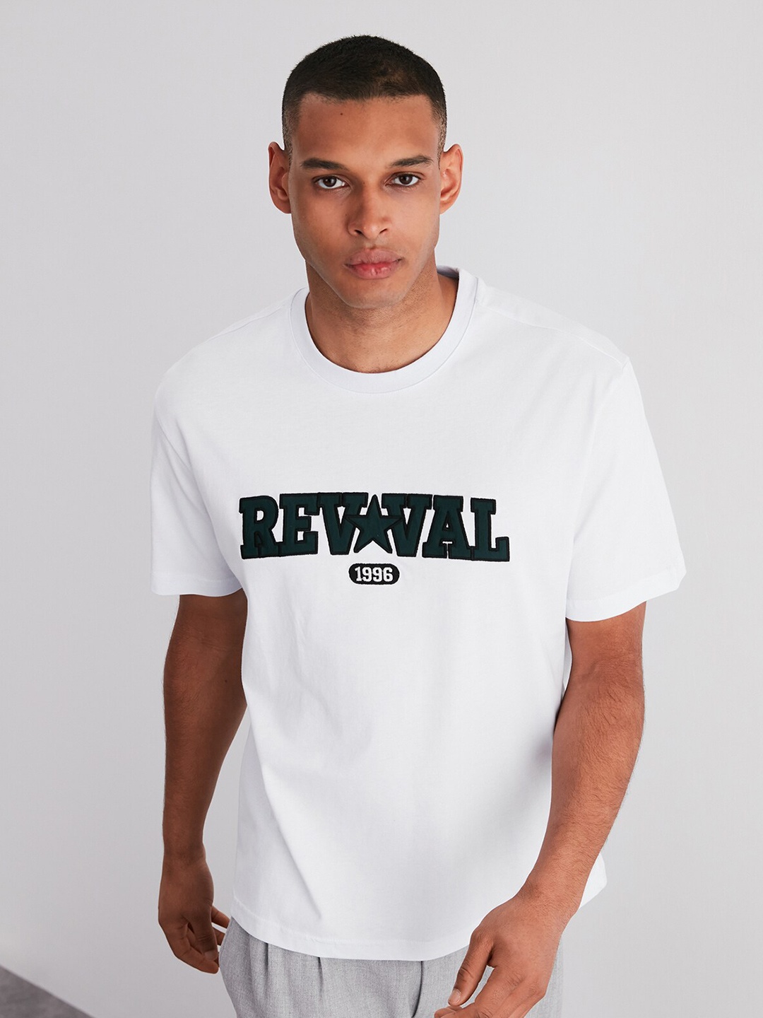 

Trendyol Typography Printed Round Neck T-shirt, White