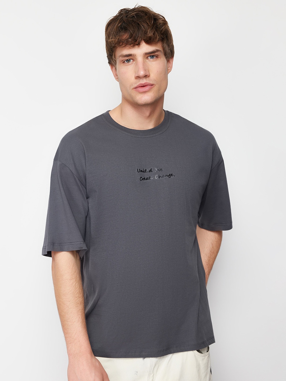 

Trendyol Round Neck Short Sleeves Cotton T-shirt, Grey