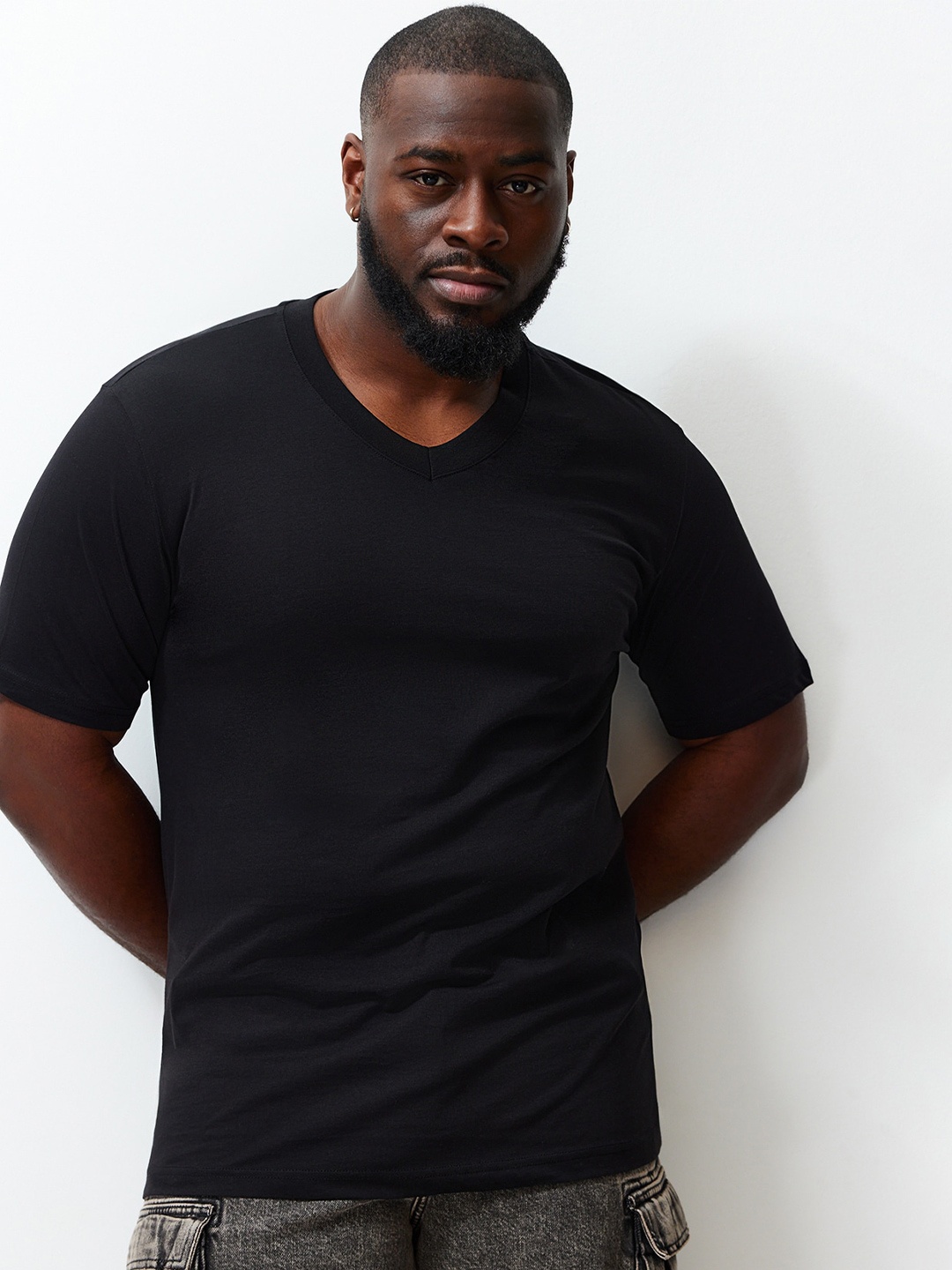 

Trendyol Plus Size V-Neck Short Sleeves Cotton Casual T-shirt, Black