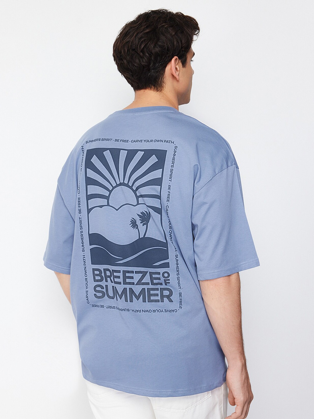 

Trendyol Graphic Printed Drop-Shoulder Sleeves Cotton Casual T-shirt, Blue