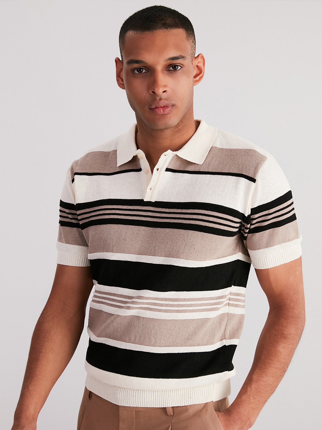 

Trendyol Striped Round Neck T-shirt, Brown