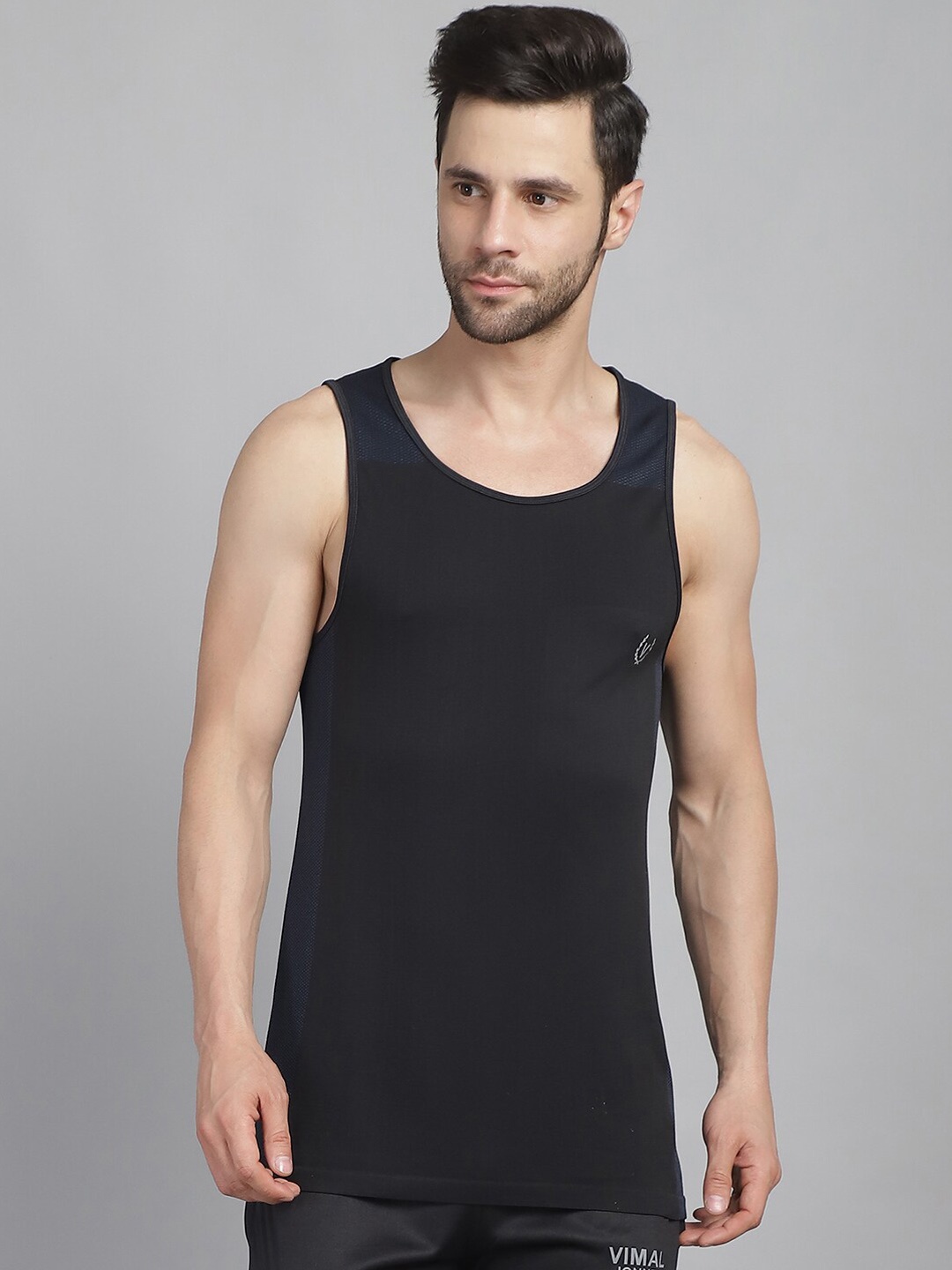 

VIMAL JONNEY Printed Sleeveless Gym Vest- DRYFIT_T_SL_84000.._01, Black