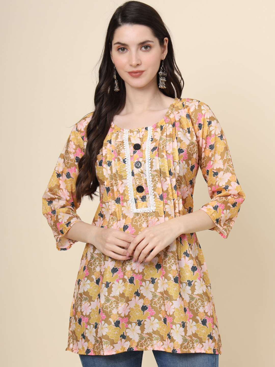 

VAIRAGEE Floral Printed Round Neck Cotton A-Line Kurti, Yellow