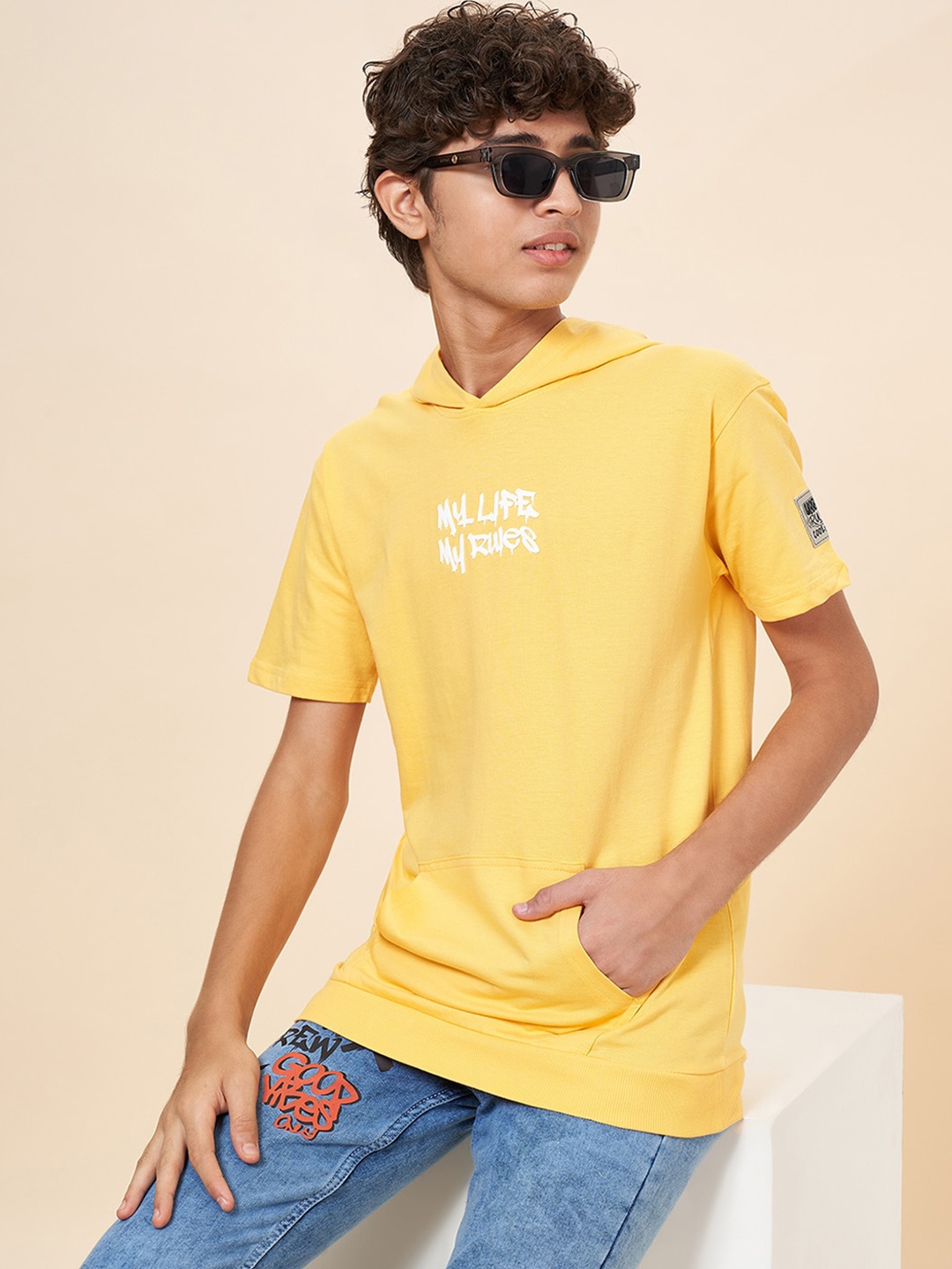 

Coolsters by Pantaloons Boys Hooded Short Sleeves Cotton T-shirt, Yellow