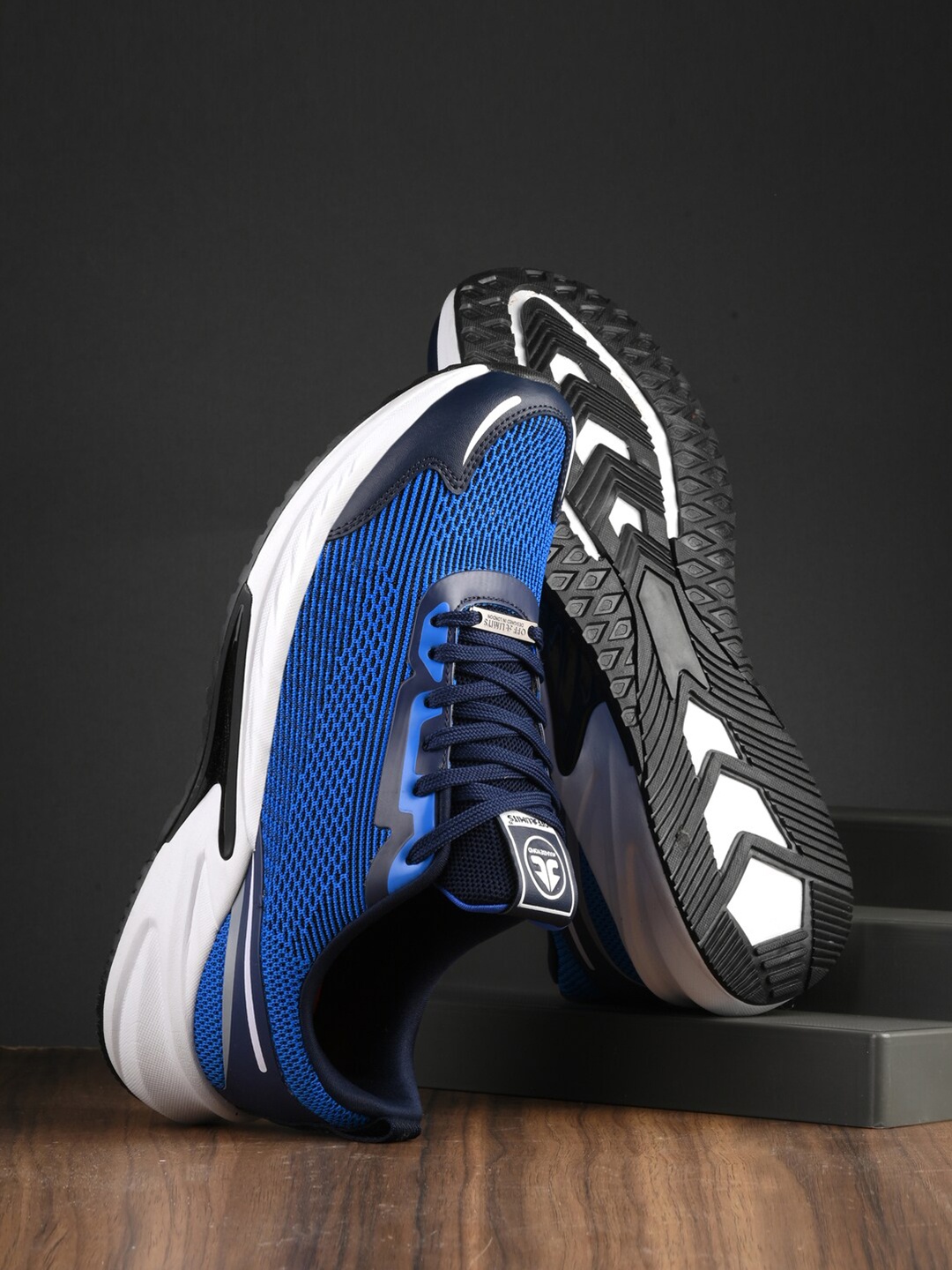 

OFF LIMITS Men Mesh Running Shoes, Blue