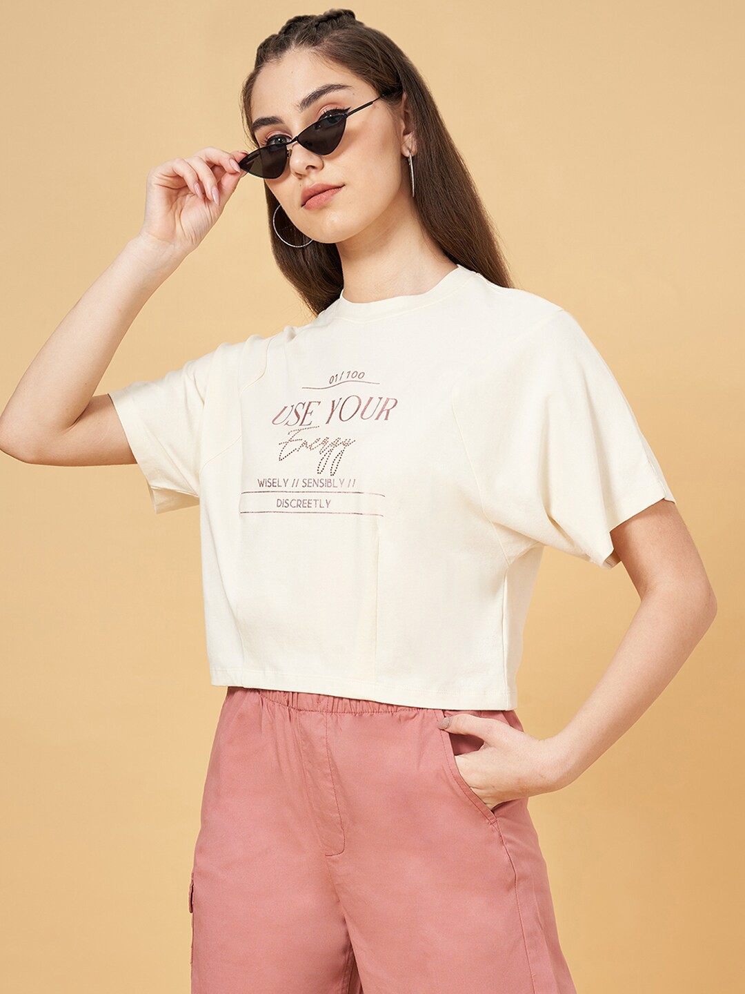

SF JEANS by Pantaloons Typography Printed T-shirt, Cream