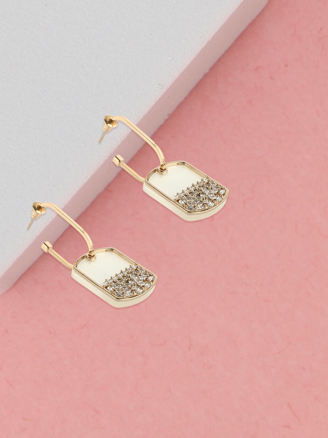 

DressBerry Gold Toned Gold Plated Classic Drop Earrings