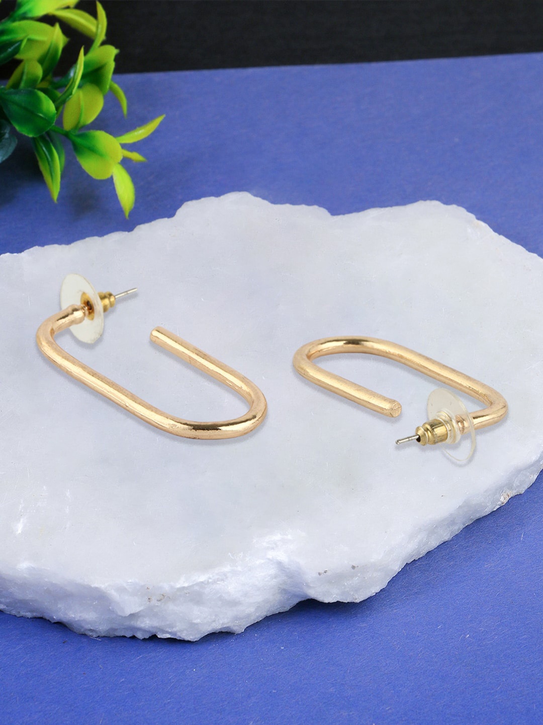 

DressBerry Gold Toned Gold-Plated Classic Drop Earrings