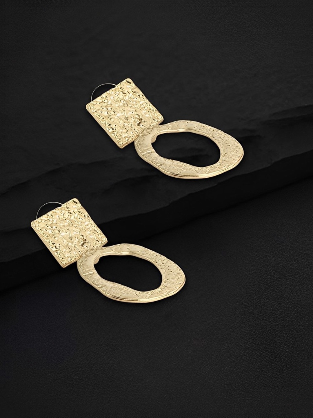 

DressBerry Gold Toned Gold-Plated Classic Drop Earrings