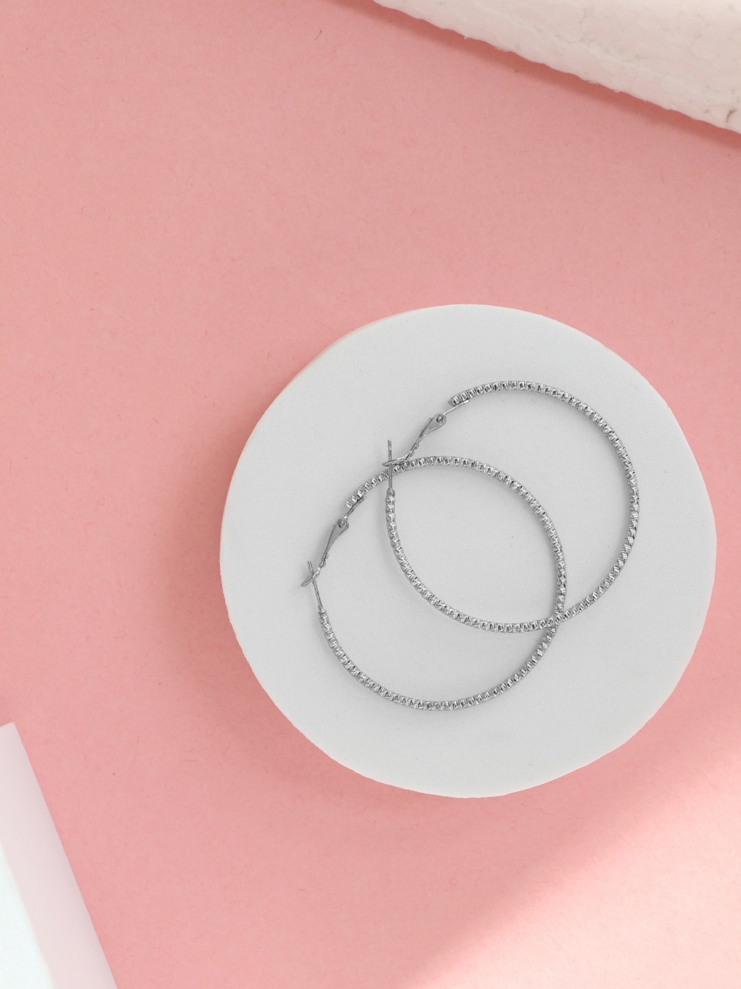 

DressBerry Silver-Plated Circular Hoop Earrings
