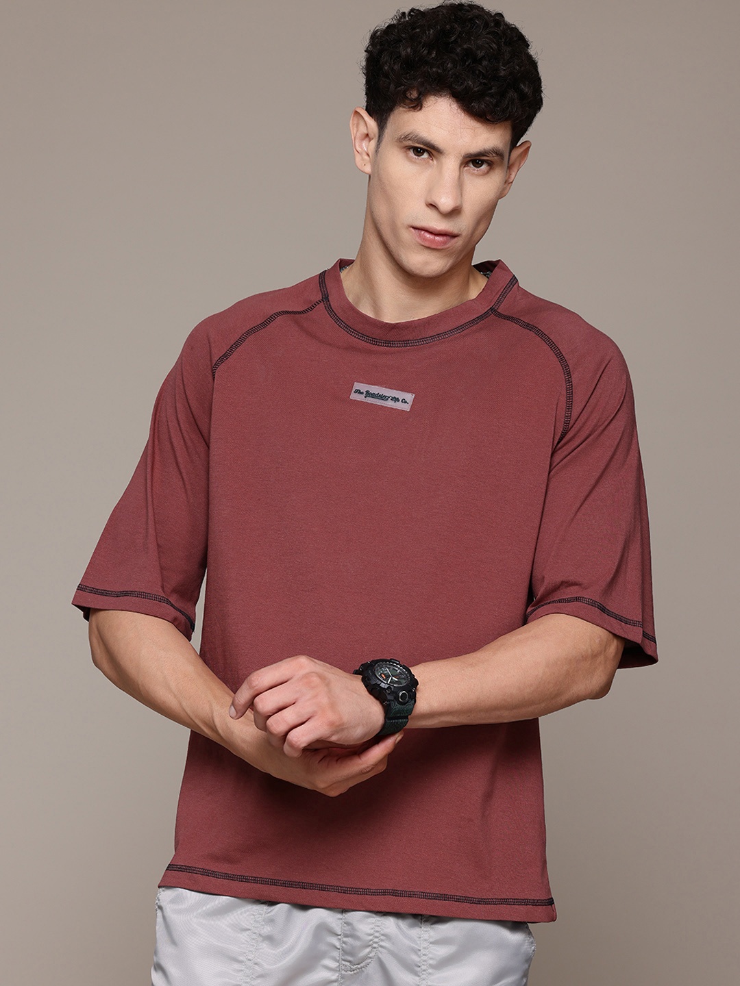 

The Roadster Lifestyle Co. Raglan Sleeves T-shirt, Rust