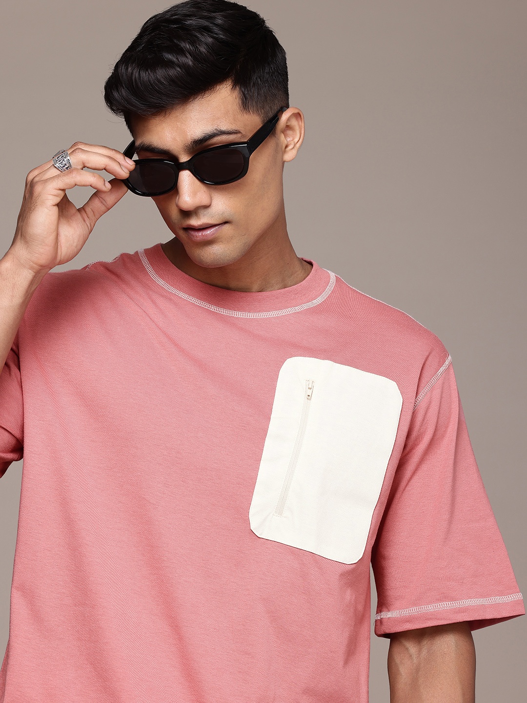 

The Roadster Life Co. Drop-Shoulder Sleeves Oversized Pocket T-shirt, Rose