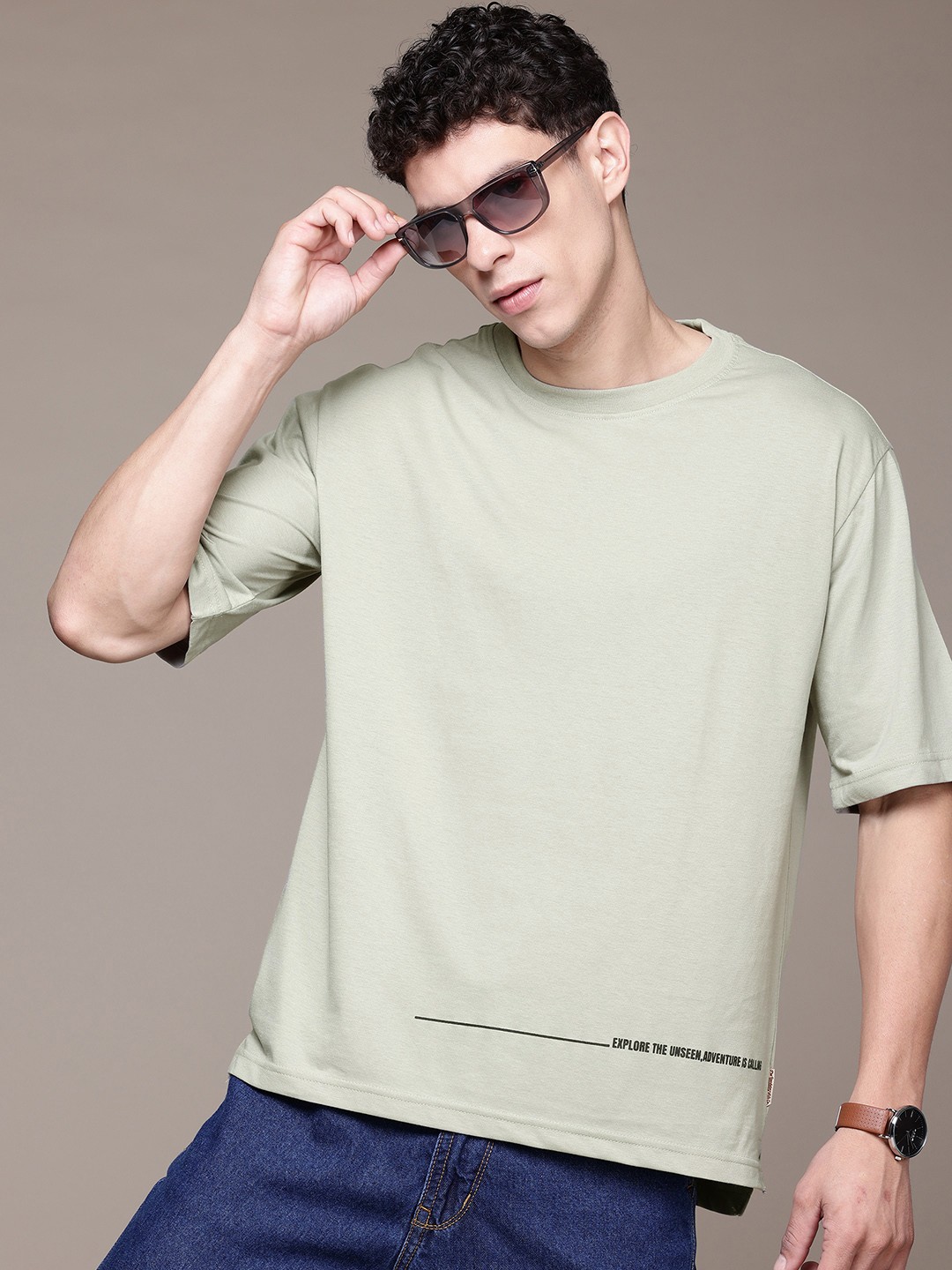 

Roadster Cotton Typography Drop-Shoulder Sleeves T-shirt, Green