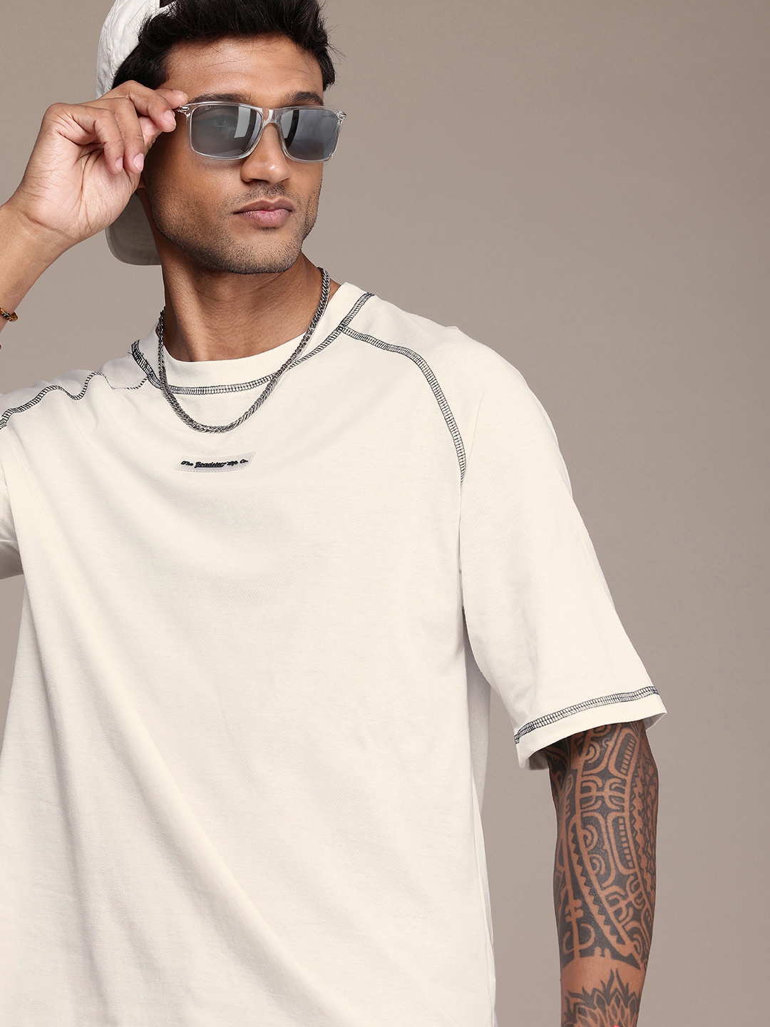 

The Roadster Life Co. Raglan Sleeves Oversized T-shirt, White