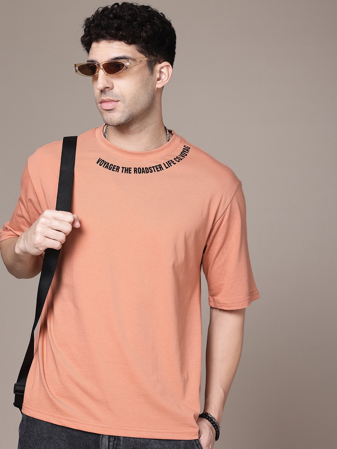 

The Roadster Life Co. Drop-Shoulder Sleeves Oversized T-shirt, Peach
