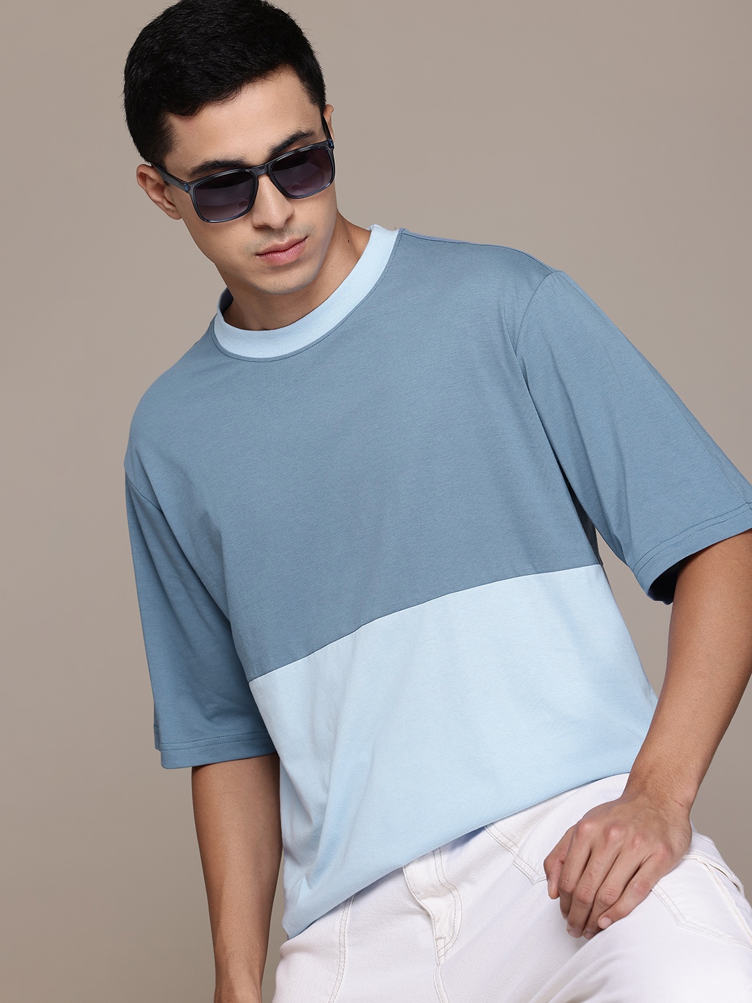 

The Roadster Lifestyle Co. Men Colourblocked Oversized T-shirt, Blue