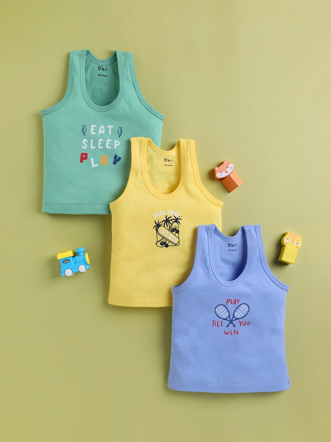 

Redden Infant Boys Pack Of 3 Cotton Basic Vests R-A-101M-15-PK3-B, Green