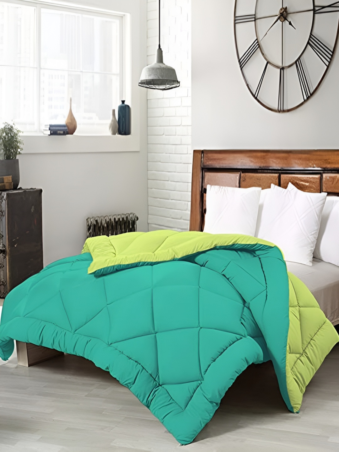 

RF RELAXFEEL Green & Teal Heavy Winter 233 GSM Reversible Double Bed Comforter