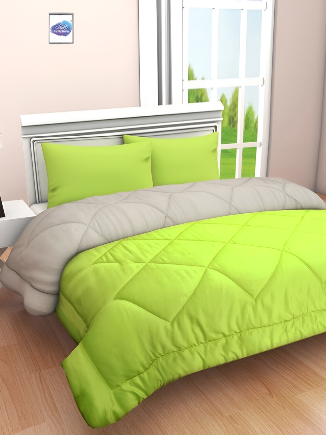 

RF RELAXFEEL Green & Silver Geometric Heavy Winter 233 GSM Single Bed Quilt