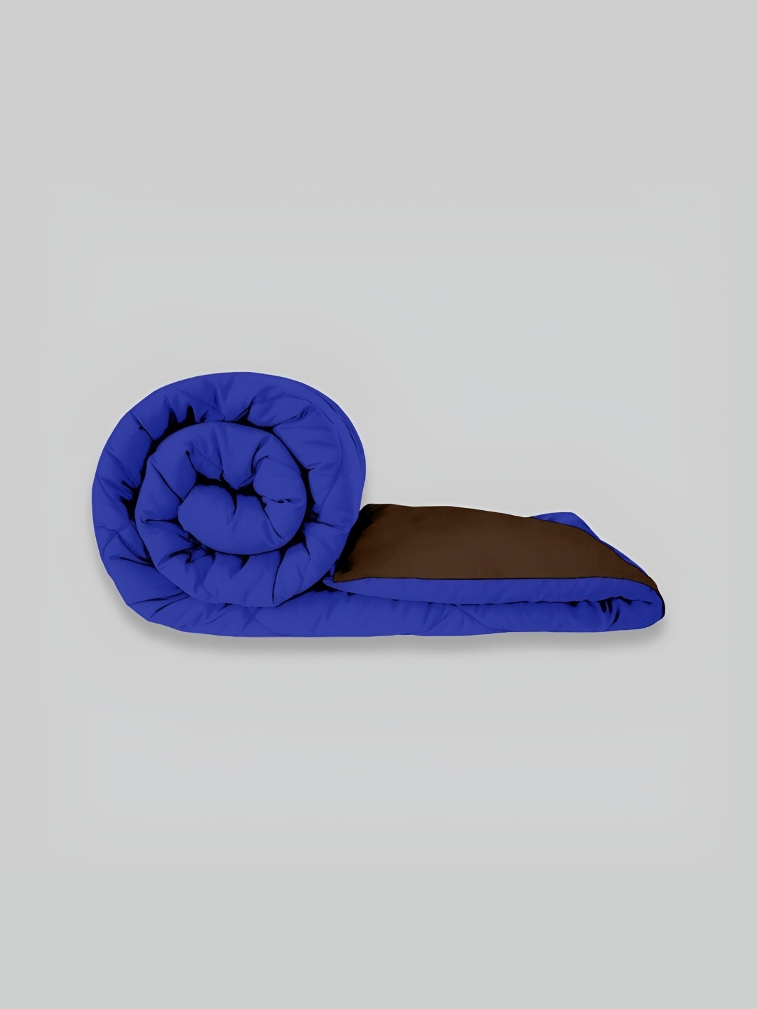 

RF RELAXFEEL Blue & Brown Geometric Heavy Winter 233 GSM Double Bed Quilt