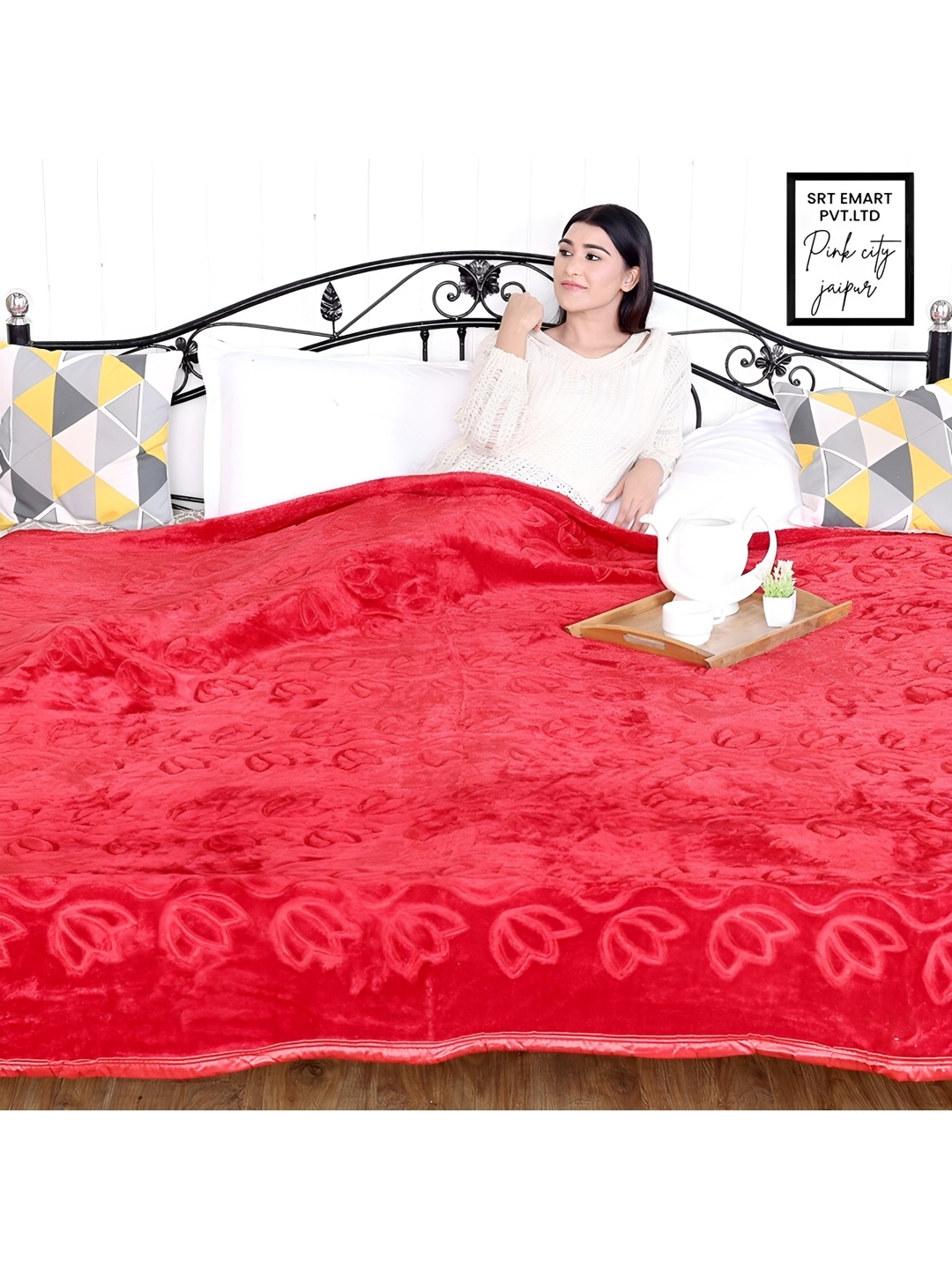 

RF RELAXFEEL Pink Floral Microfiber Heavy Winter 500 GSM Double Bed Blanket