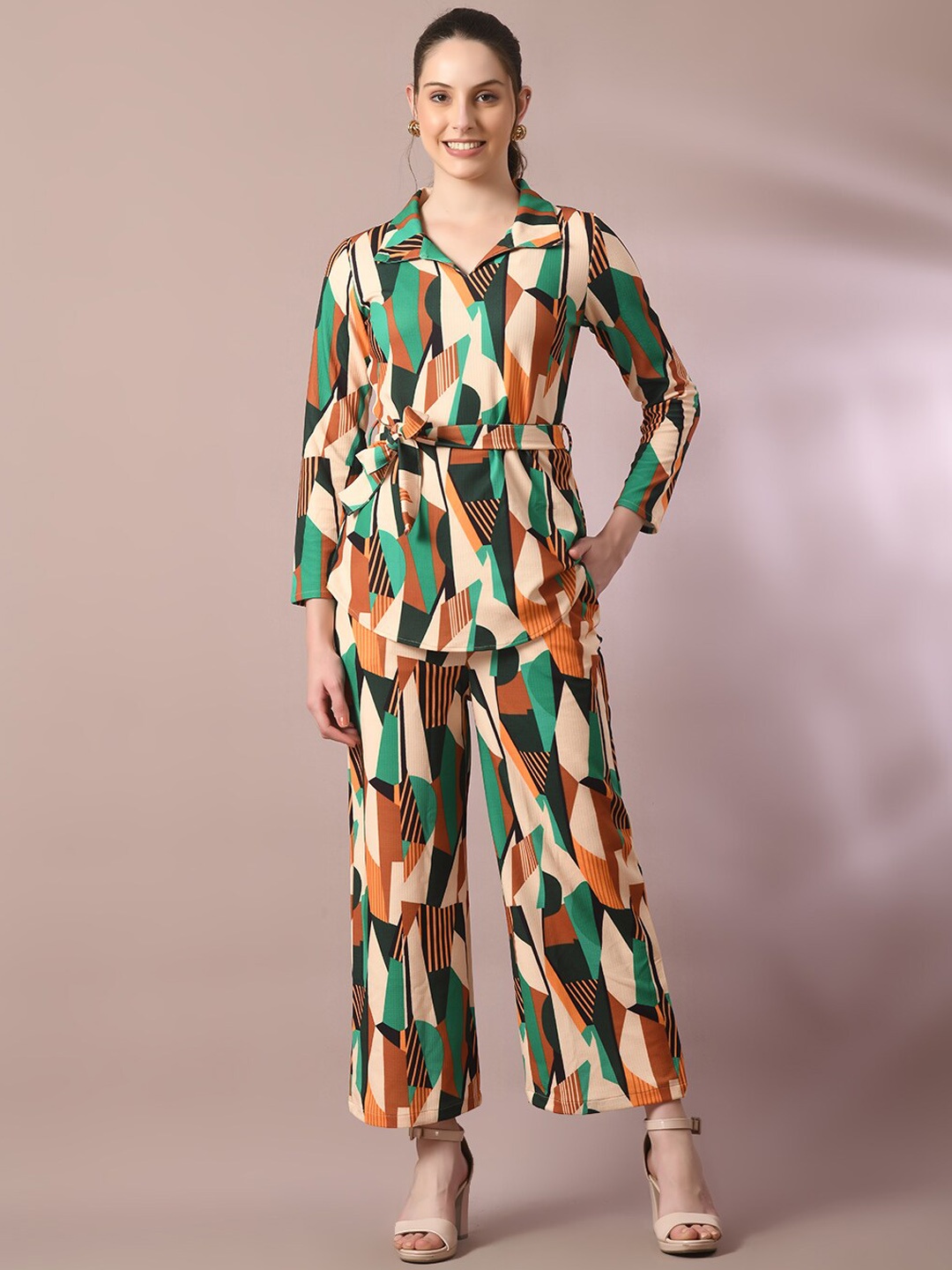 

DressBerry Green Geometric Printed Shirt-Collar Tie Up Top With Trouser