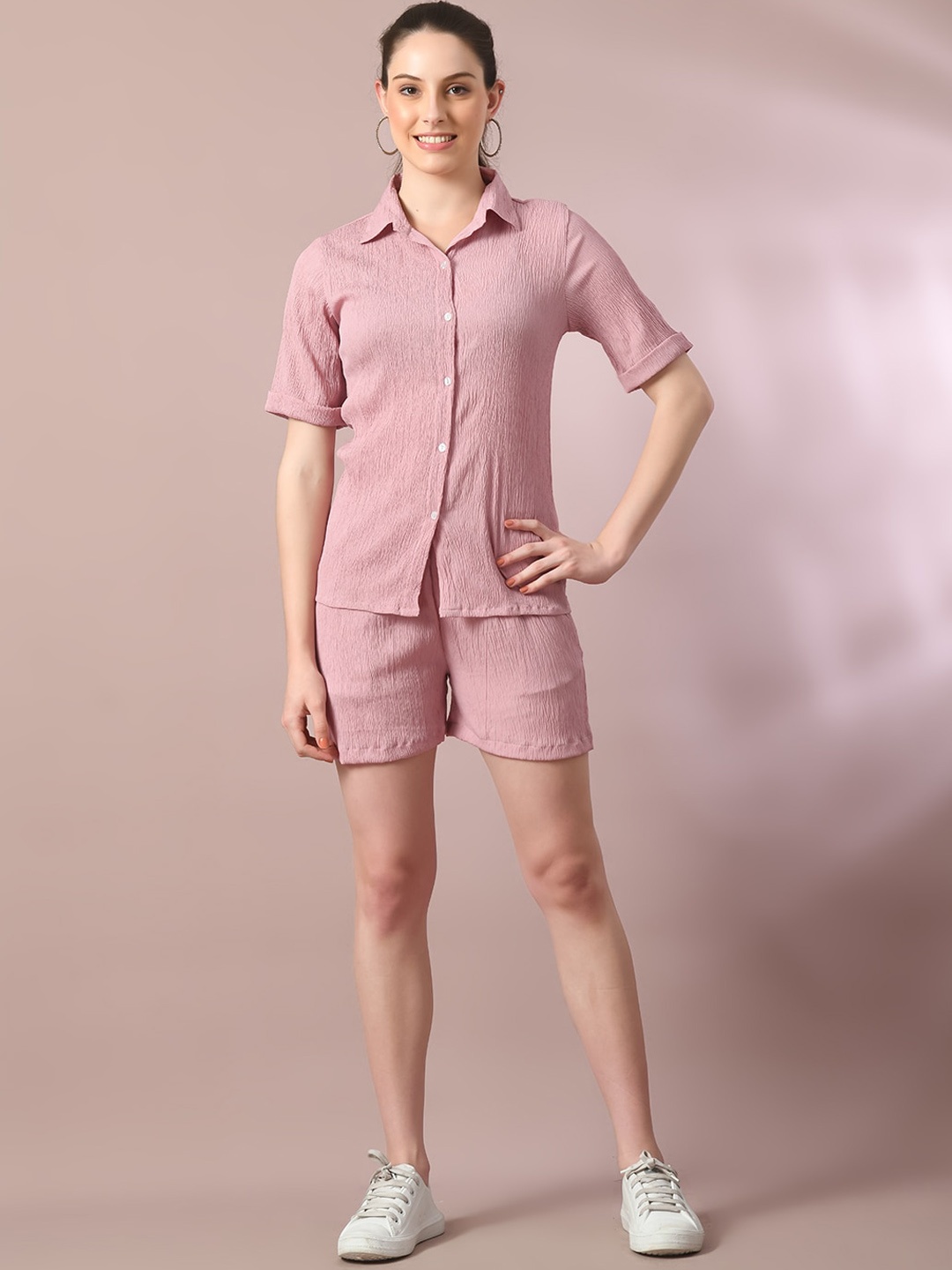 

DressBerry Pink Shirt Collar Short Sleeves Shirt With Short