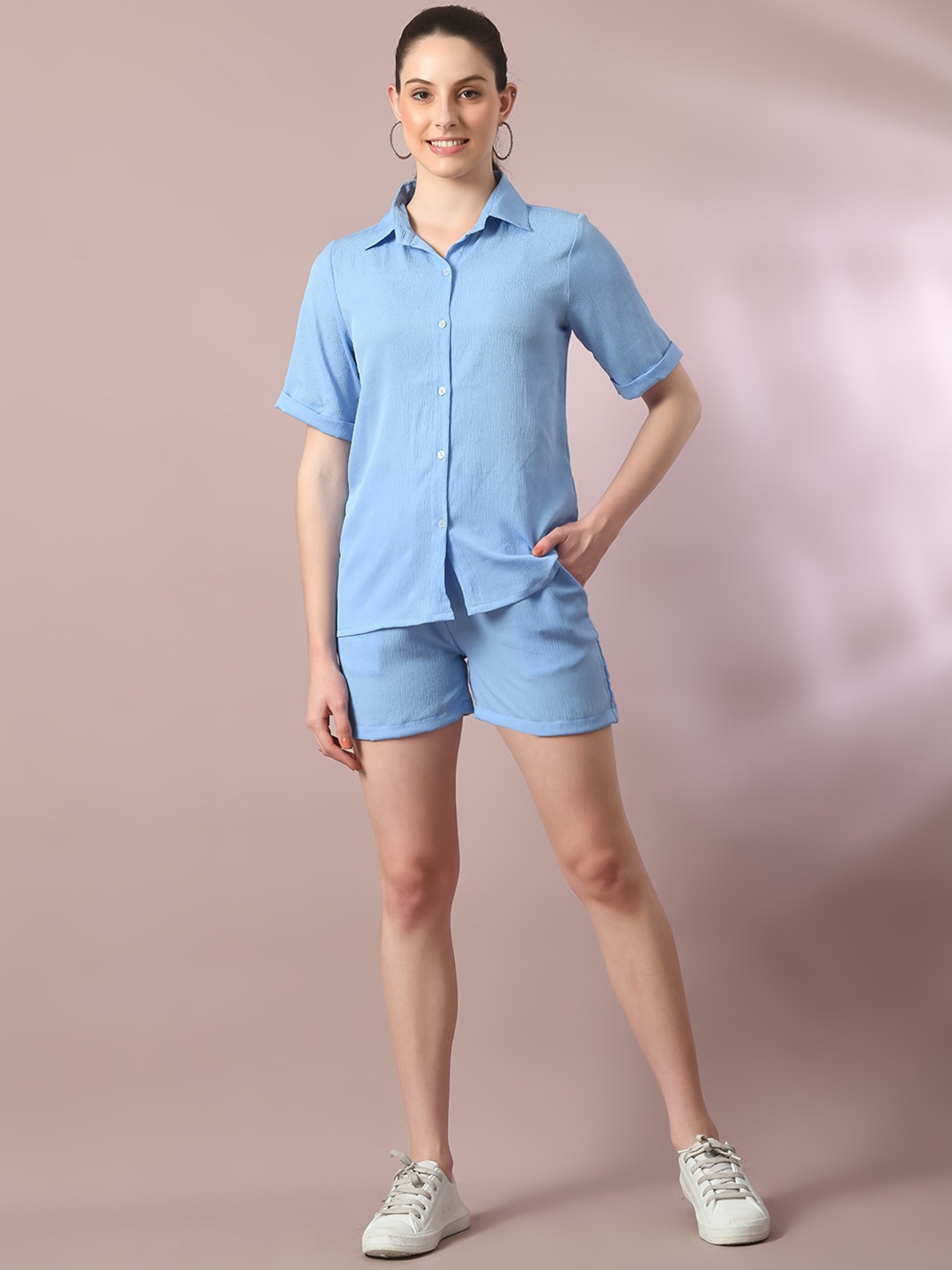 

DressBerry Blue Short Sleeves Shirt With Shorts