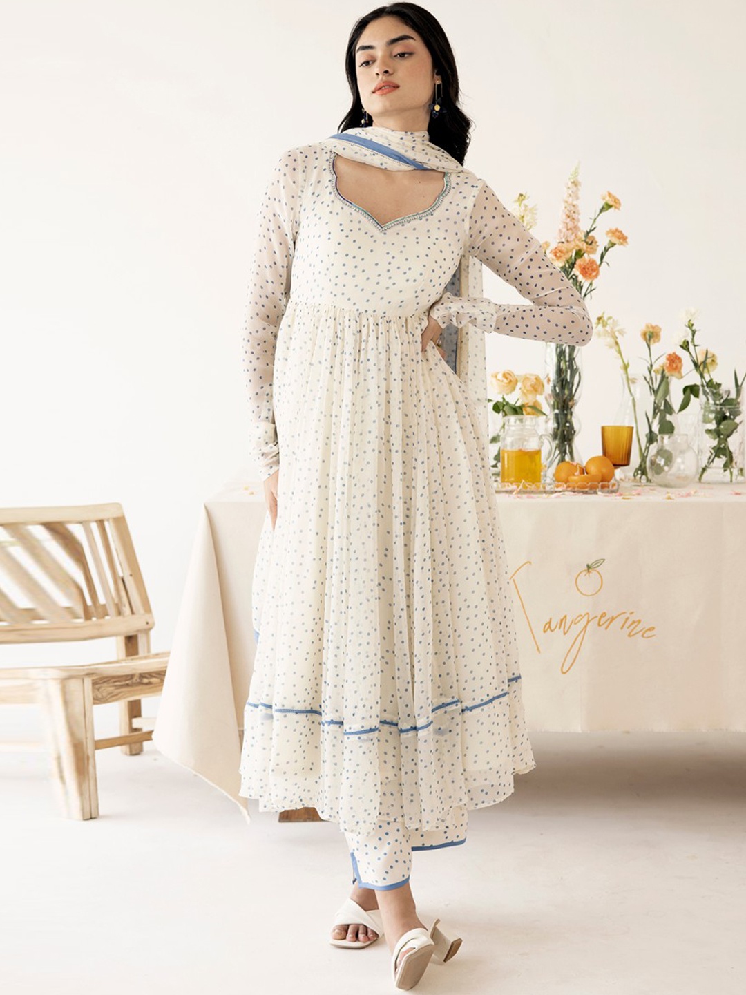 

Baise Gaba Polka Dots Anarkali Kurta, Off white