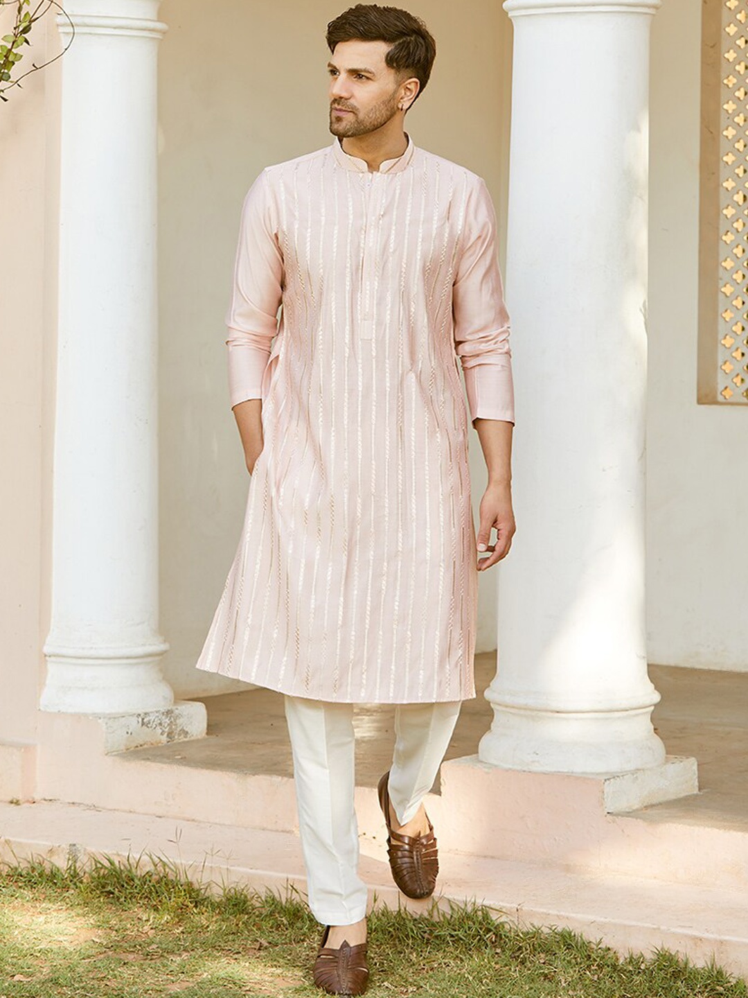 

See Designs Printed Mandarin Collar Chanderi Silk Kurta, Pink